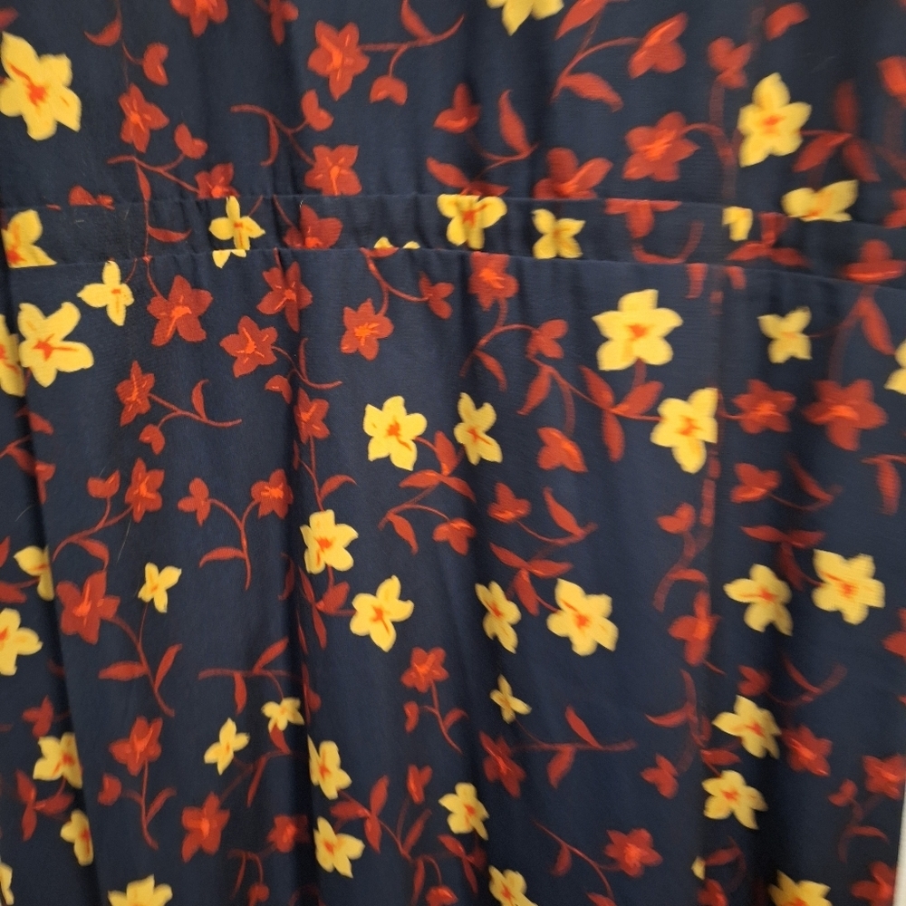 Molly & Isadora Floral V-Neck Midi Dress in Navy, Burgandy, Gold 16W - Picture 6 of 7